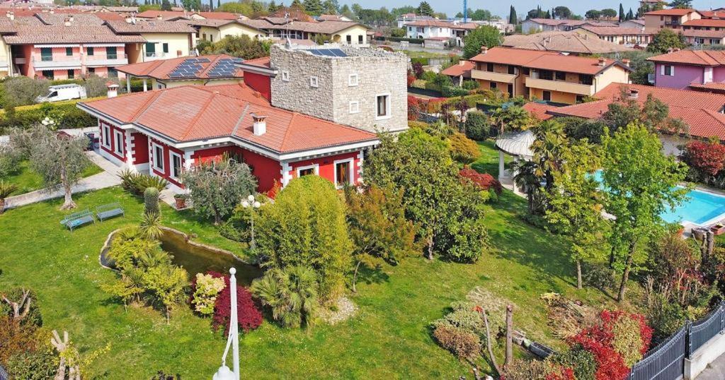 Private Luxury Villa With Pool Moniga del Garda ภายนอก รูปภาพ
